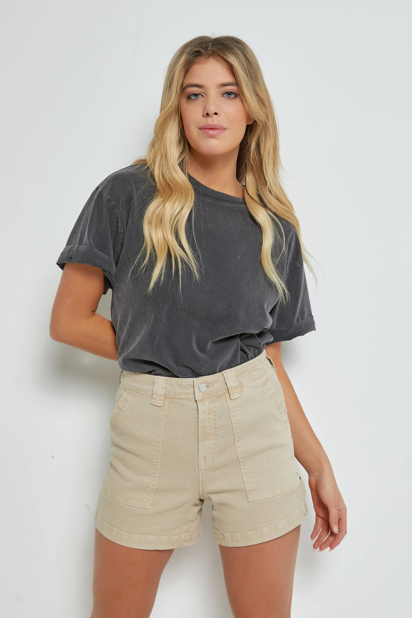 TERRA TAN SUPER HIGH CARPENTER SHORTS
