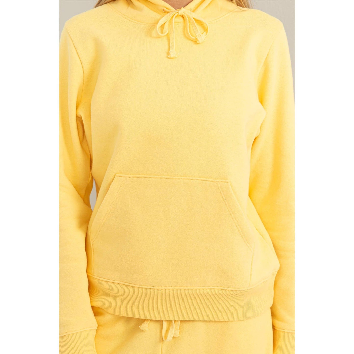 UPBEAT ENERGY LONG SLEEVE PULLOVER HOODIE