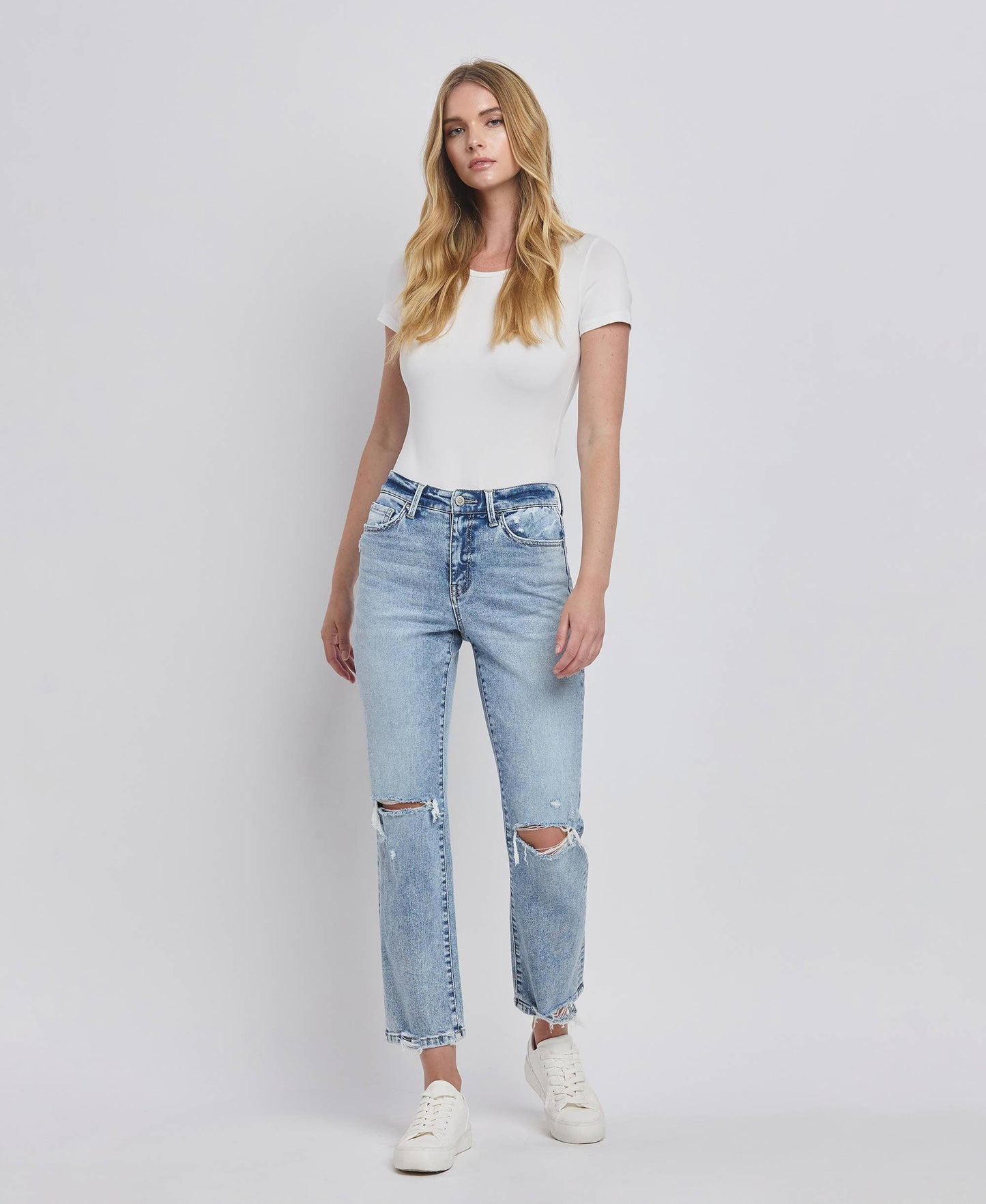 VIVID HIGH RISE DISTRESSED JEANS