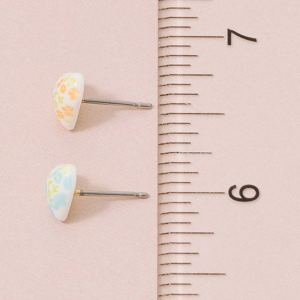 Dainty Heart Stud Earrings