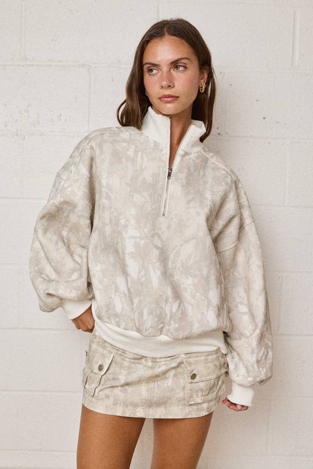 CAMO COLLARED SWEATER