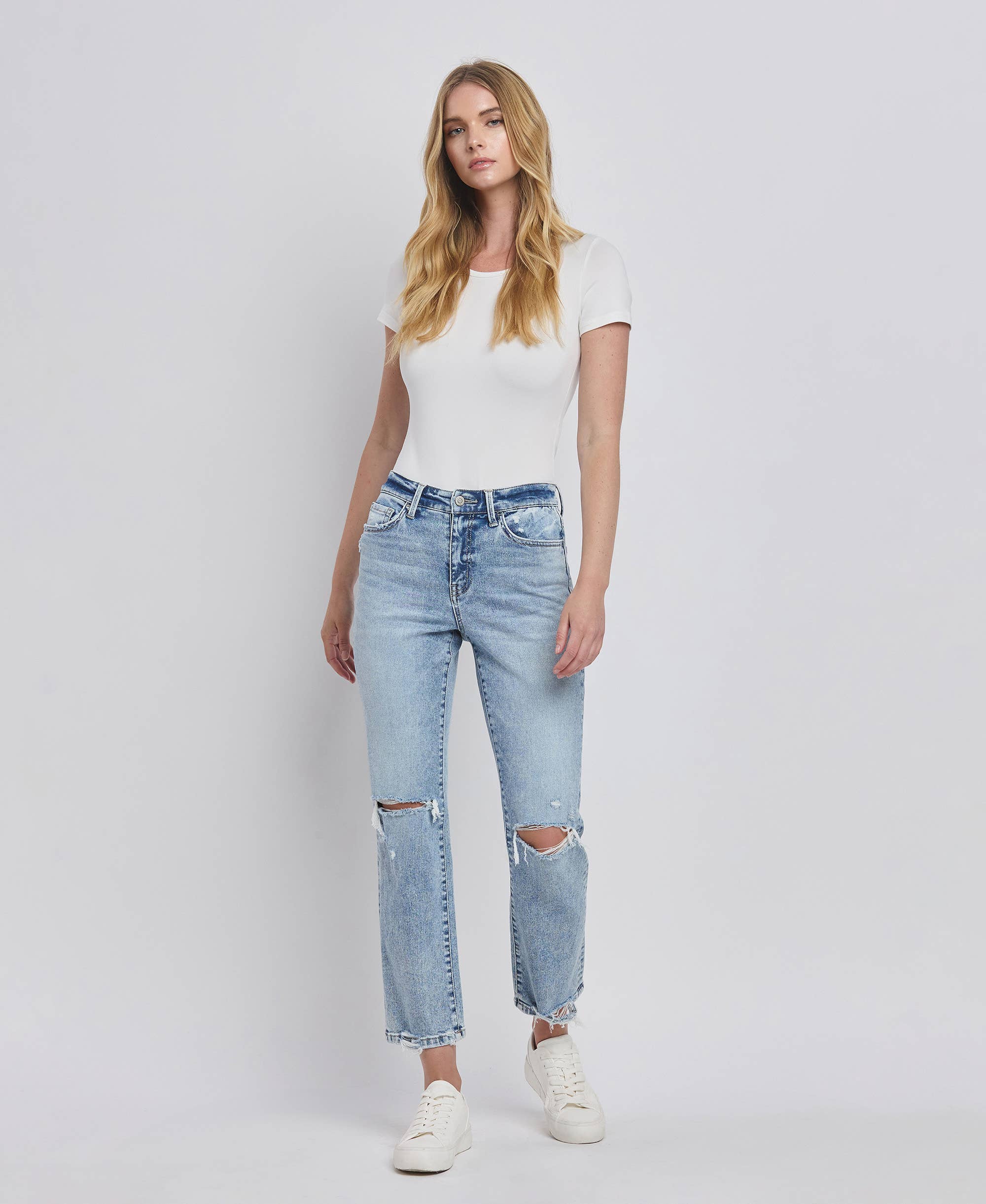 VIVID HIGH RISE DISTRESSED JEANS