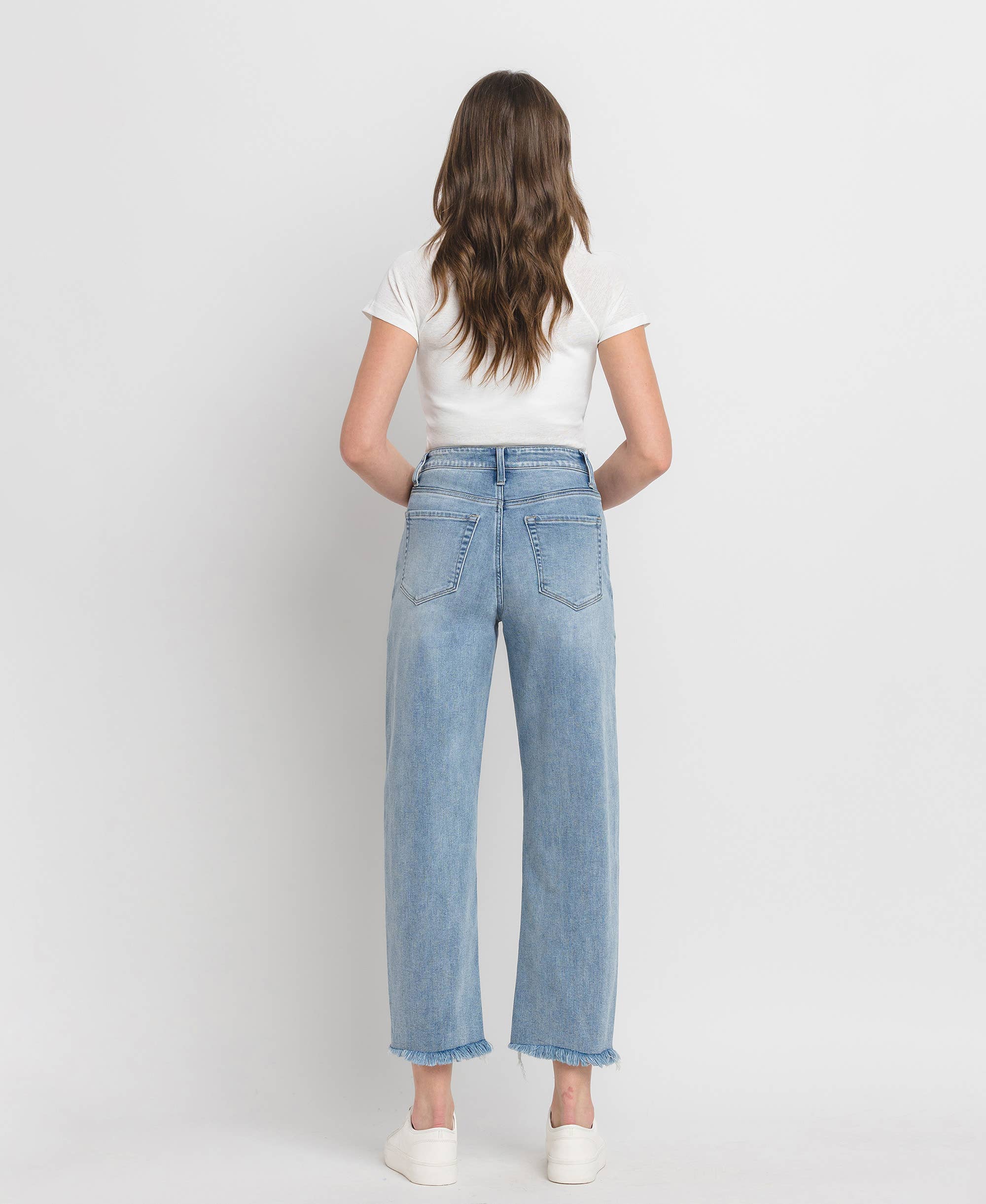 SUPER HIGH RISE BARREL LEG JEANS