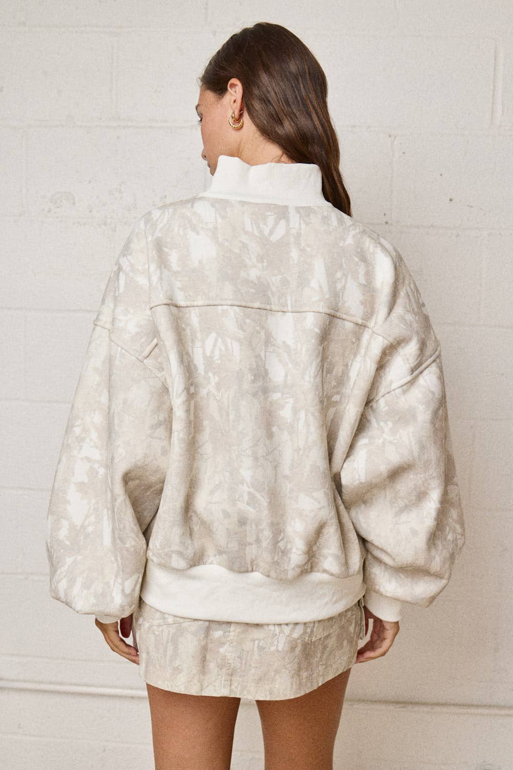 CAMO COLLARED SWEATER