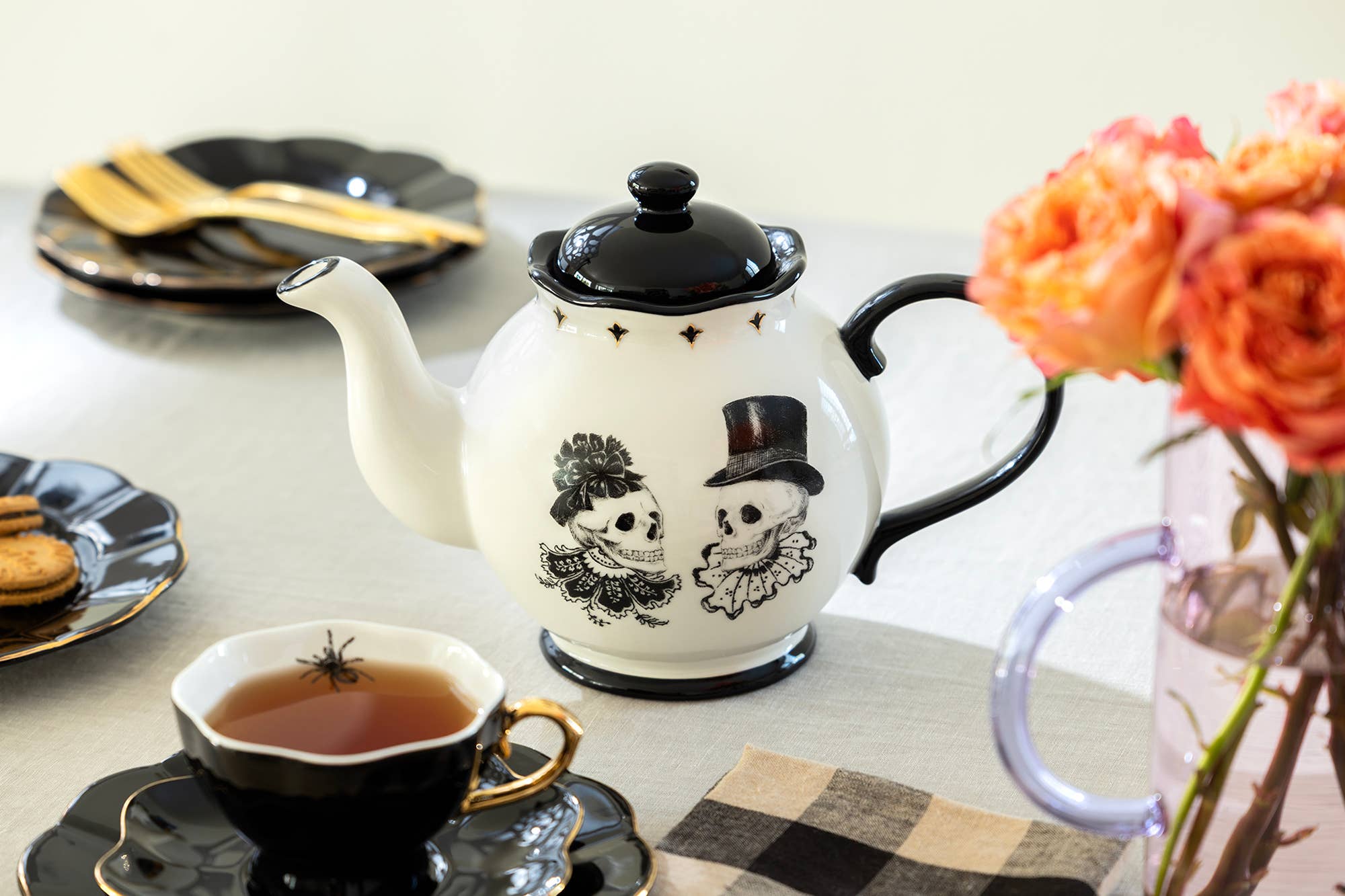 Halloween Victorian Skulls 40oz Teapot