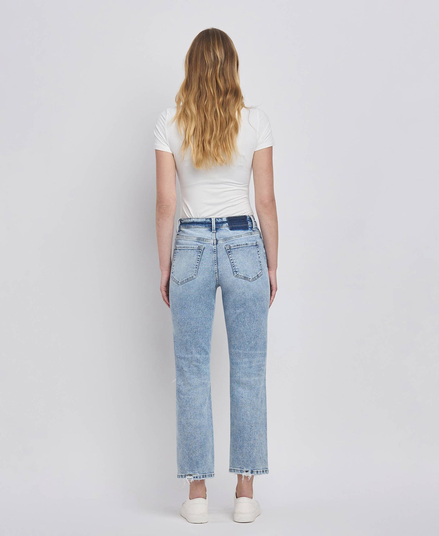 VIVID HIGH RISE DISTRESSED JEANS