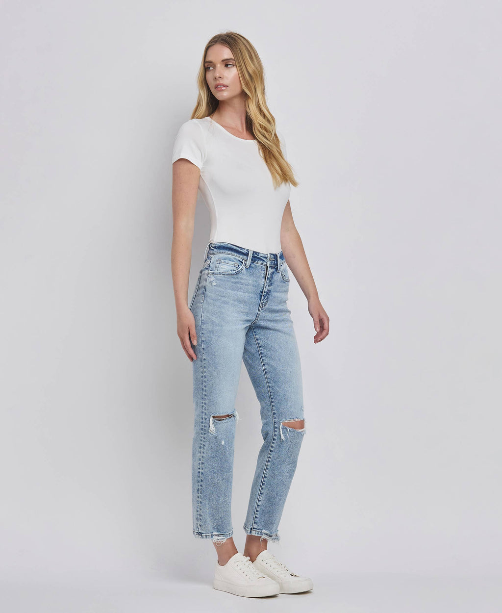 VIVID HIGH RISE DISTRESSED JEANS