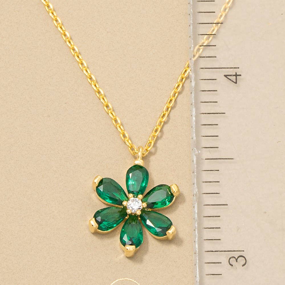 Gold Dipped Green Flower Pendant Necklace